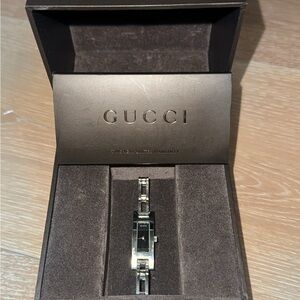 Gucci Silver and Black Men's Watch